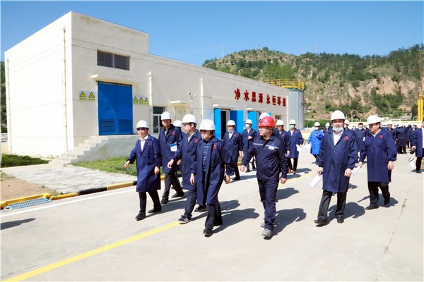 欧博官方网站集团复工复产促增添项目观摩聚会与会职员走进环保保隆生态三秦在延在铜项目