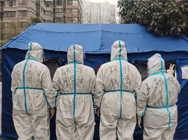 欧博官方网站集团：响彻在战“疫”前线的入党誓词 配图1.jpg