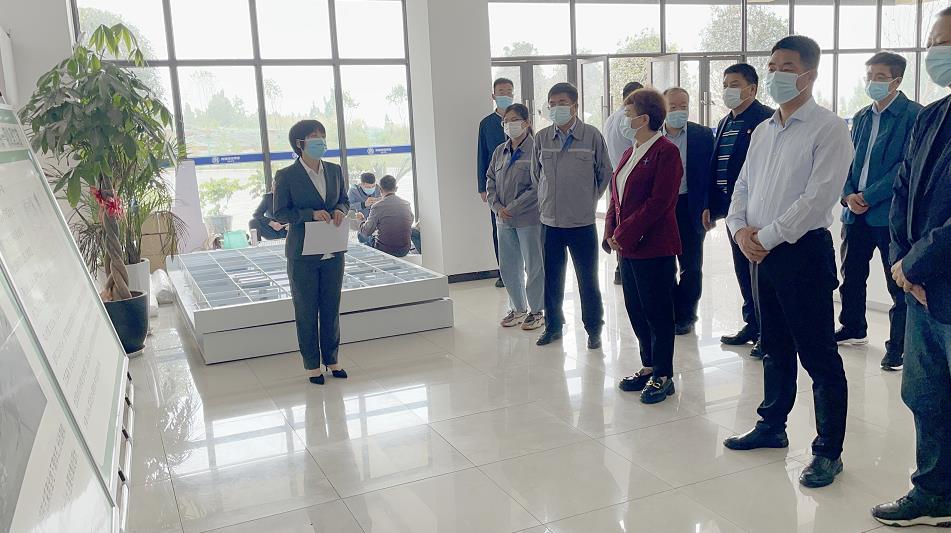 西安市人大常委会情形保；；；；ぶ捶觳榈诙检查组到水情形公司白鹿原水生态中心调研