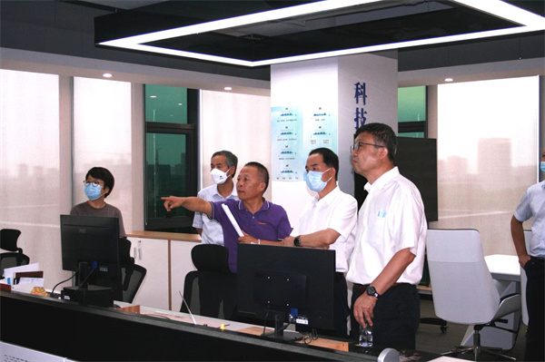 省国资委党委书记任国到秦创原欧博官方网站集团立异中心调研