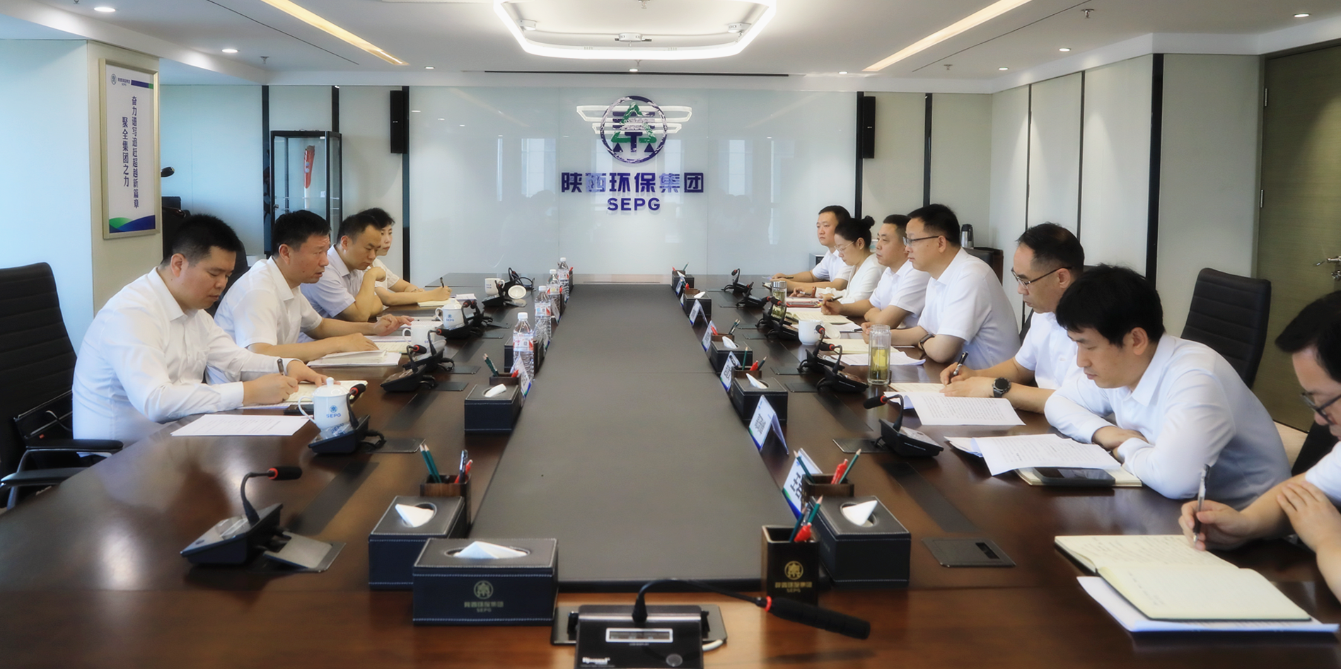 省国资委副主任杨爱民到欧博官方网站集团调研指导党纪学习教育事情